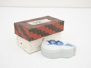 染付山水香合
